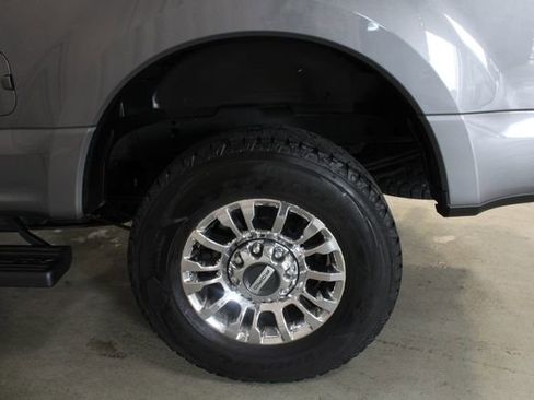 Used 2021 Ford F250 XLT w/ XLT Premium Package AWD/4WD image 27