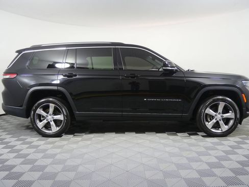 Used 2021 Jeep Grand Cherokee L Limited AWD/4WD image 6