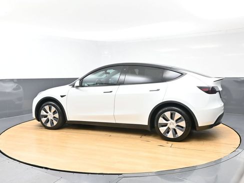 Used 2020 Tesla Model Y Long Range AWD/4WD image 2
