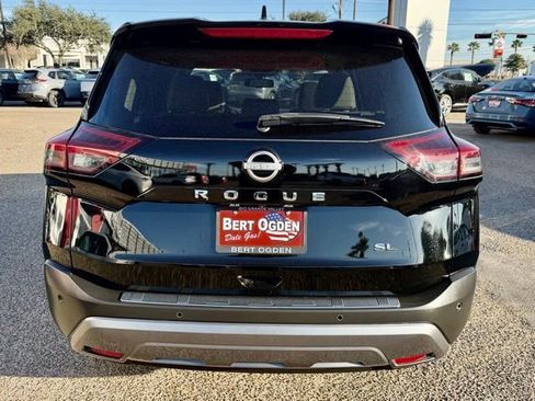 Certified 2023 Nissan Rogue SL w/ SL Premium Package image 6