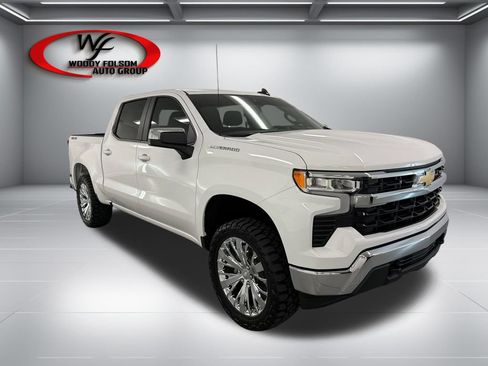 Used 2026 Chevrolet Silverado 1500 LT AWD/4WD image 3