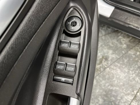 Used 2019 Ford Escape SEL image 8