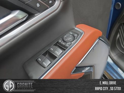 New 2026 GMC Sierra 3500 Denali Ultimate AWD/4WD image 11