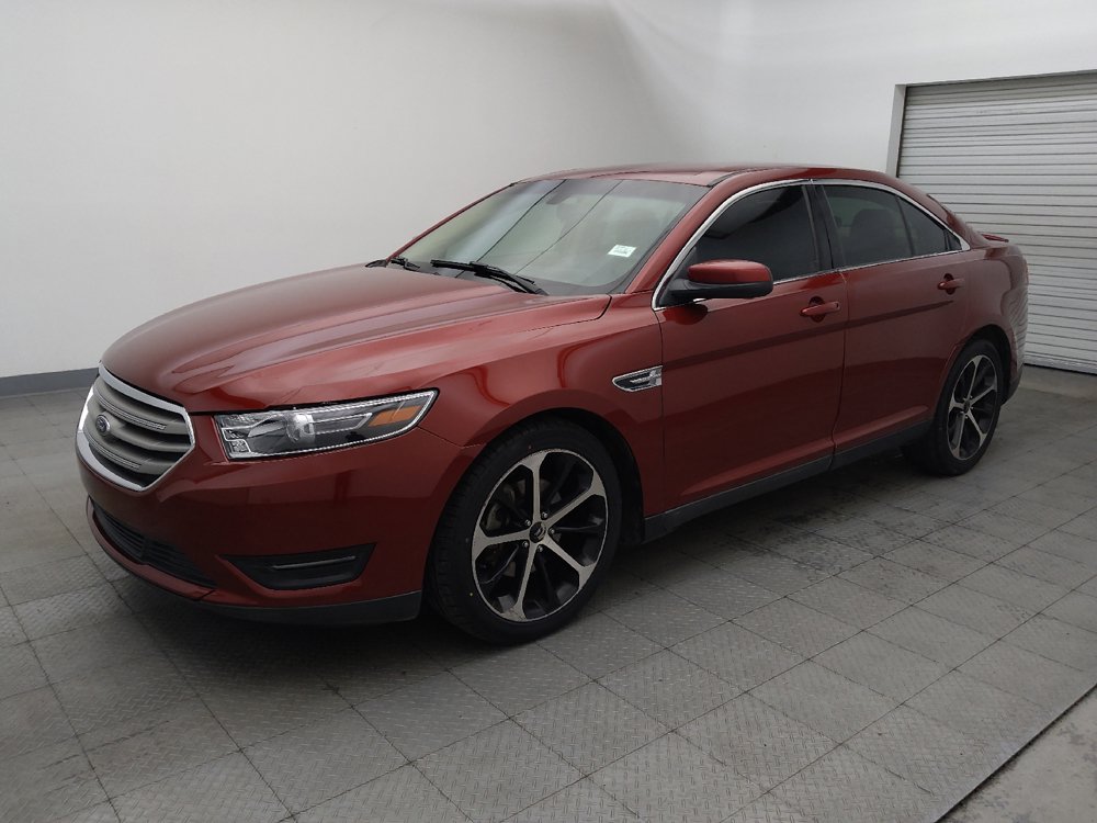 Used 2016 Ford Taurus SEL w/ Equipment Group 201A FWD image 2
