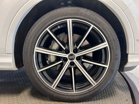 Used 2023 Audi Q7 3.0T Prestige AWD/4WD image 35