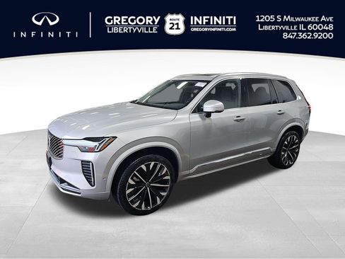 Used 2025 Volvo XC90 B6 Plus image 1