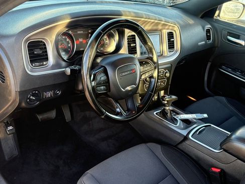 Used 2022 Dodge Charger SXT image 14