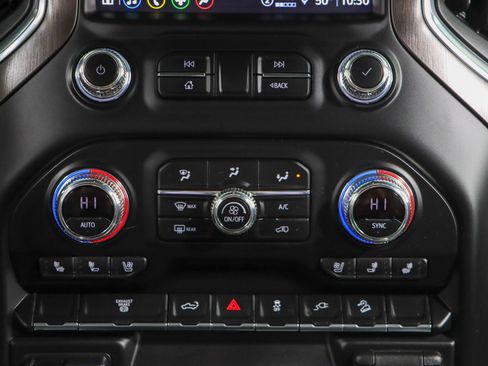 Used 2022 GMC Sierra 2500 AT4 w/ Gooseneck/5TH Wheel Package image 21