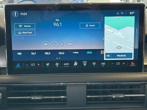 Used 2025 Lincoln Corsair FWD w/ Equipment Group 101A image 12