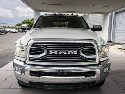 Used 2017 RAM 3500 Laramie Longhorn AWD/4WD image 9