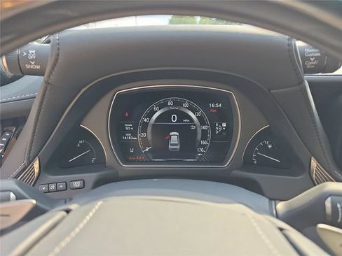Used 2023 Lexus LS 500 AWD w/ Interior Upgrade Package image 33