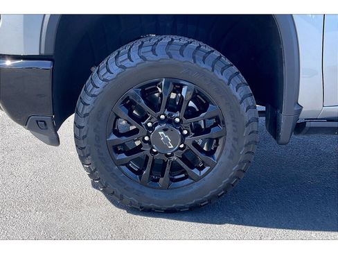Used 2025 Chevrolet Silverado 3500 LTZ w/ Trail Boss Package AWD/4WD image 10