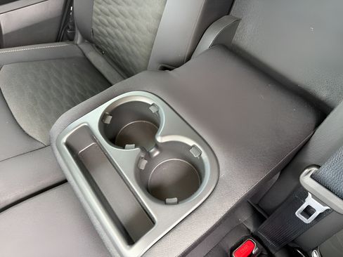 Certified 2024 Nissan Pathfinder SV FWD image 50