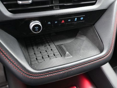 Used 2025 Ford Explorer ST image 16