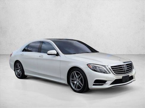 Used 2016 Mercedes-Benz S 550 4MATIC Sedan image 2