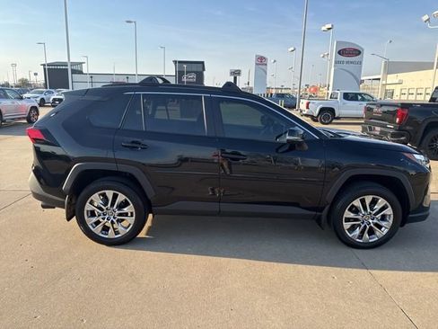 Certified 2025 Toyota RAV4 XLE Premium image 4