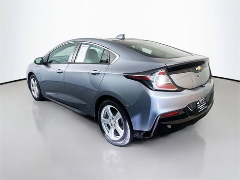 Used 2018 Chevrolet Volt LT image 5