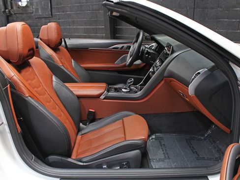 Used 2019 BMW M850i xDrive Convertible w/ M Carbon Exterior Package image 54