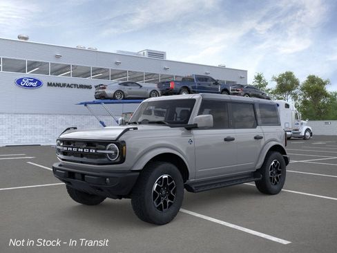 New 2026 Ford Bronco Outer Banks AWD/4WD image 1