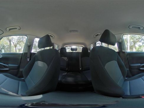 Used 2025 Kia Soul LX w/ LX Technology Package FWD image 39