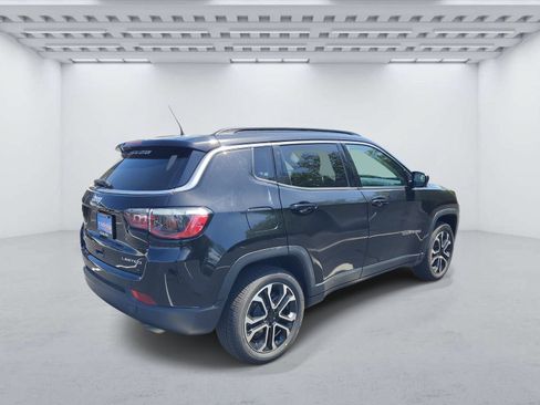Used 2022 Jeep Compass Limited AWD/4WD image 4