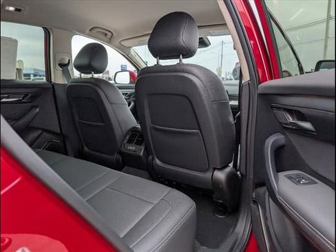 New 2025 VinFast VF 8 Eco AWD/4WD image 20