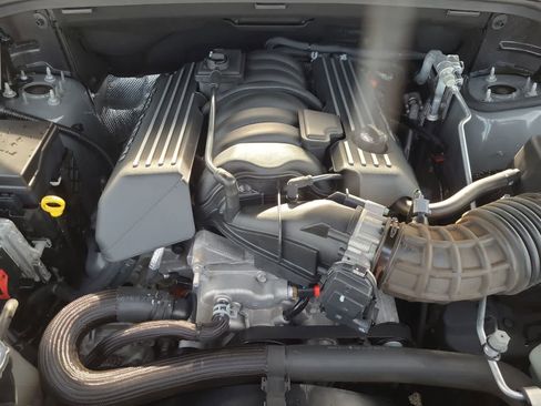 Used 2020 Jeep Grand Cherokee SRT image 17