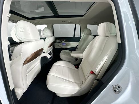 New 2026 Mercedes-Benz GLS 450 4MATIC image 26