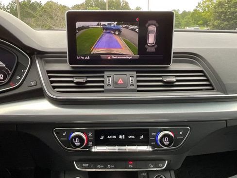 Used 2020 Audi Q5 2.0T Titanium Premium Plus AWD/4WD image 20