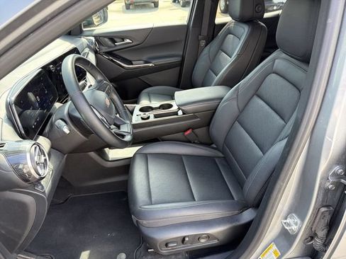 Used 2026 Chevrolet Equinox LT w/ Convenience Package II AWD/4WD image 13