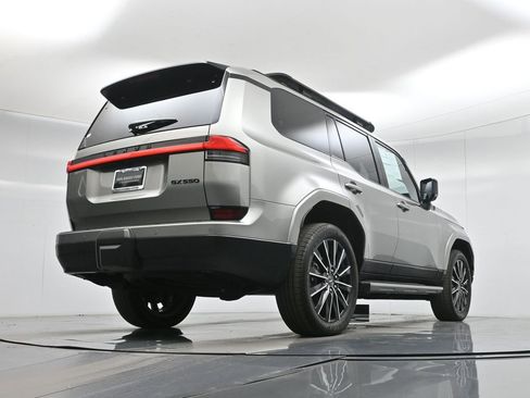 Used 2025 Lexus GX 550 w/ Accessory Package (2T) image 51