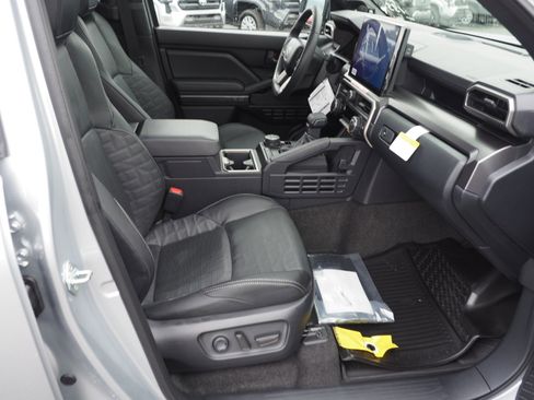 New 2025 Toyota 4Runner TRD Off-Road Premium w/ Tow Technology Package image 18