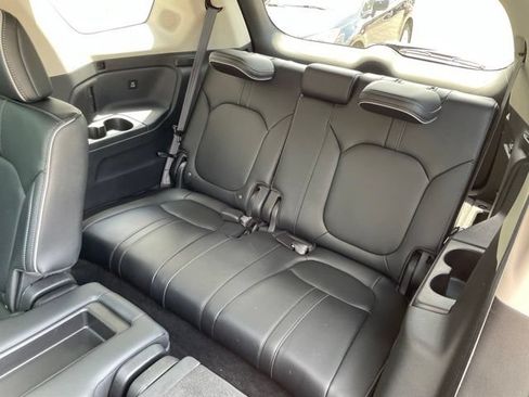 Used 2023 Honda Pilot Elite image 34