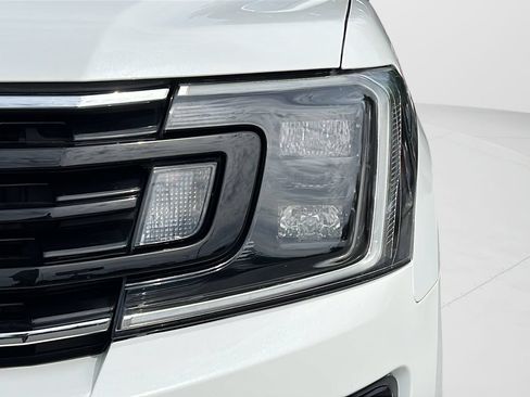 Used 2021 Ford Expedition Limited RWD image 25