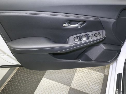 Used 2020 Nissan Sentra SV FWD image 42