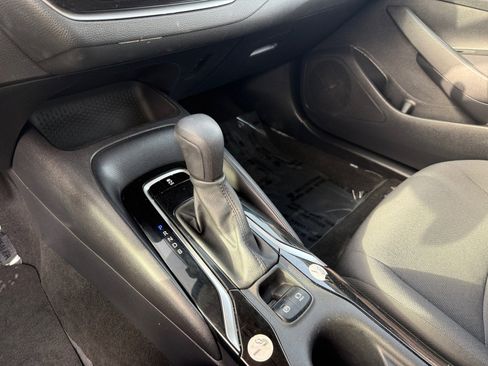 Used 2022 Toyota Corolla LE image 13