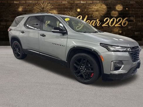 Used 2023 Chevrolet Traverse Premier w/ Redline Edition image 12
