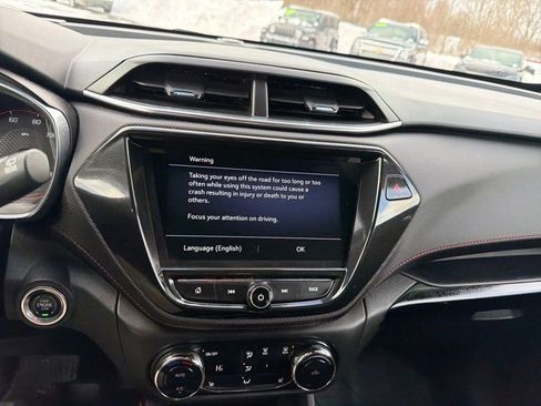 Used 2023 Chevrolet TrailBlazer RS w/ Convenience Package image 12