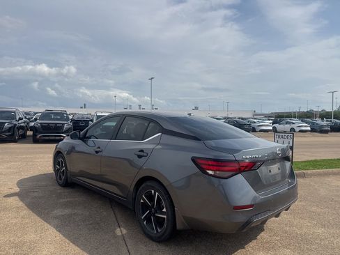 Used 2024 Nissan Sentra SV image 14