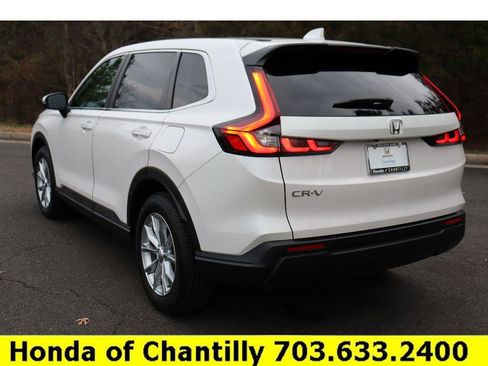 Used 2025 Honda CR-V EX image 5