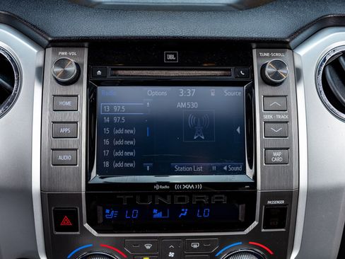 Used 2015 Toyota Tundra Platinum AWD/4WD image 24