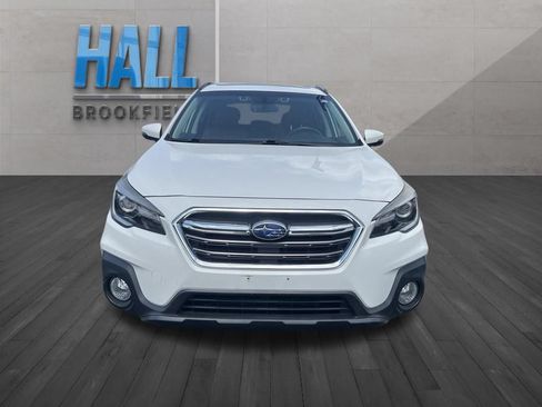 Used 2018 Subaru Outback 2.5i Touring w/ Popular Package #3 AWD/4WD image 8