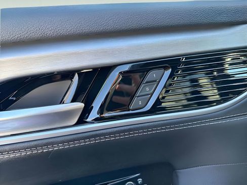 New 2026 Jeep Grand Wagoneer Limited w/ Convenience Group I AWD/4WD image 18
