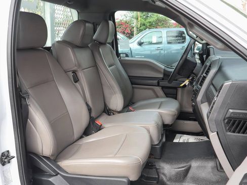 Used 2021 Ford F550 2WD Regular Cab Super Duty image 39