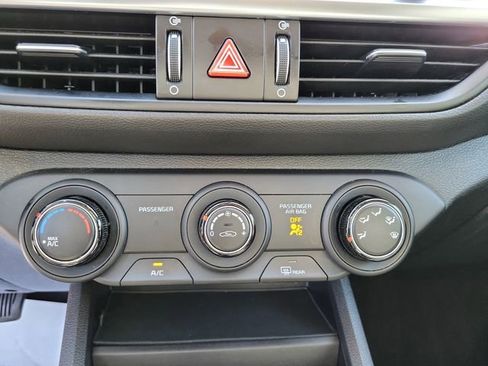 Used 2023 Kia Forte LXS w/ LXS Technology Package image 25