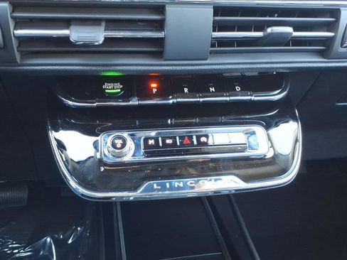 New 2026 Lincoln Corsair Premiere AWD/4WD image 19
