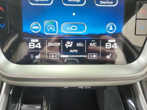 Used 2021 Subaru Outback Premium image 28