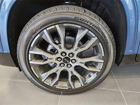 New 2026 GMC Acadia Denali Ultimate w/ LPO, Floor Liner Package image 8