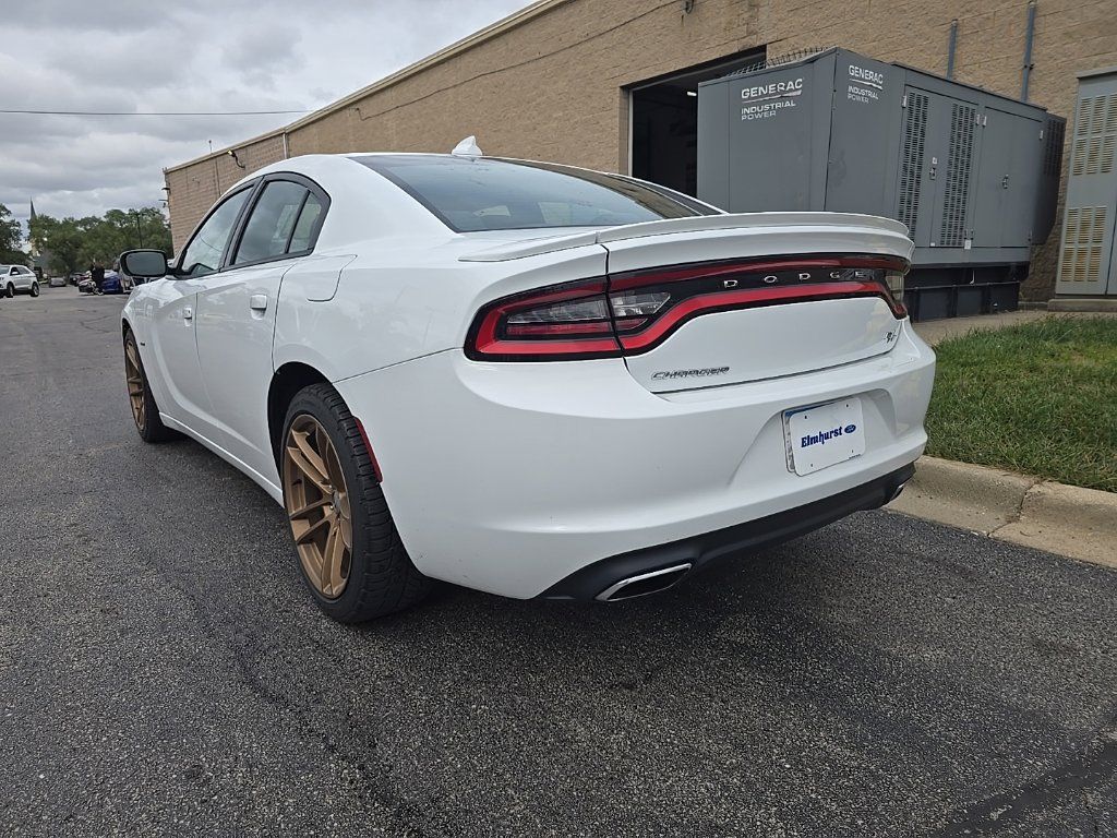 Used 2015 Dodge Charger R/T RWD image 6