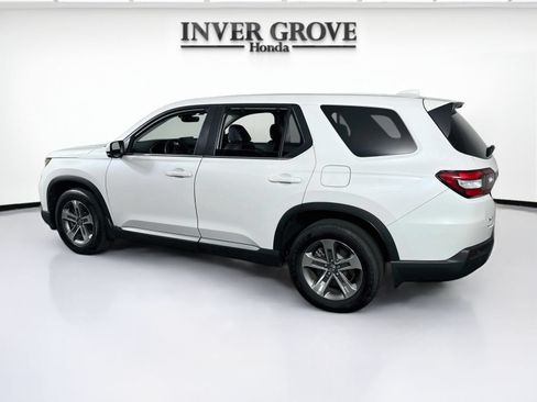 Used 2025 Honda Pilot EX-L image 7